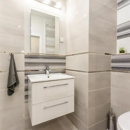 Galeria Rondo Wiatraczna Apartments Varsovia Exterior foto