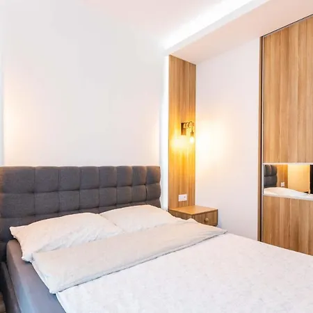 Galeria Rondo Wiatraczna Apartments Varsovia Exterior foto