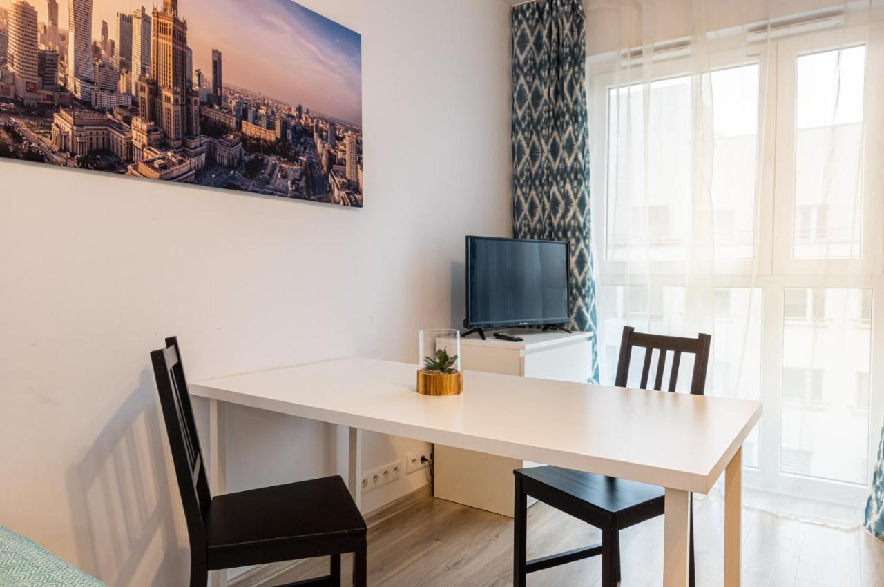 Galeria Rondo Wiatraczna Apartamento *