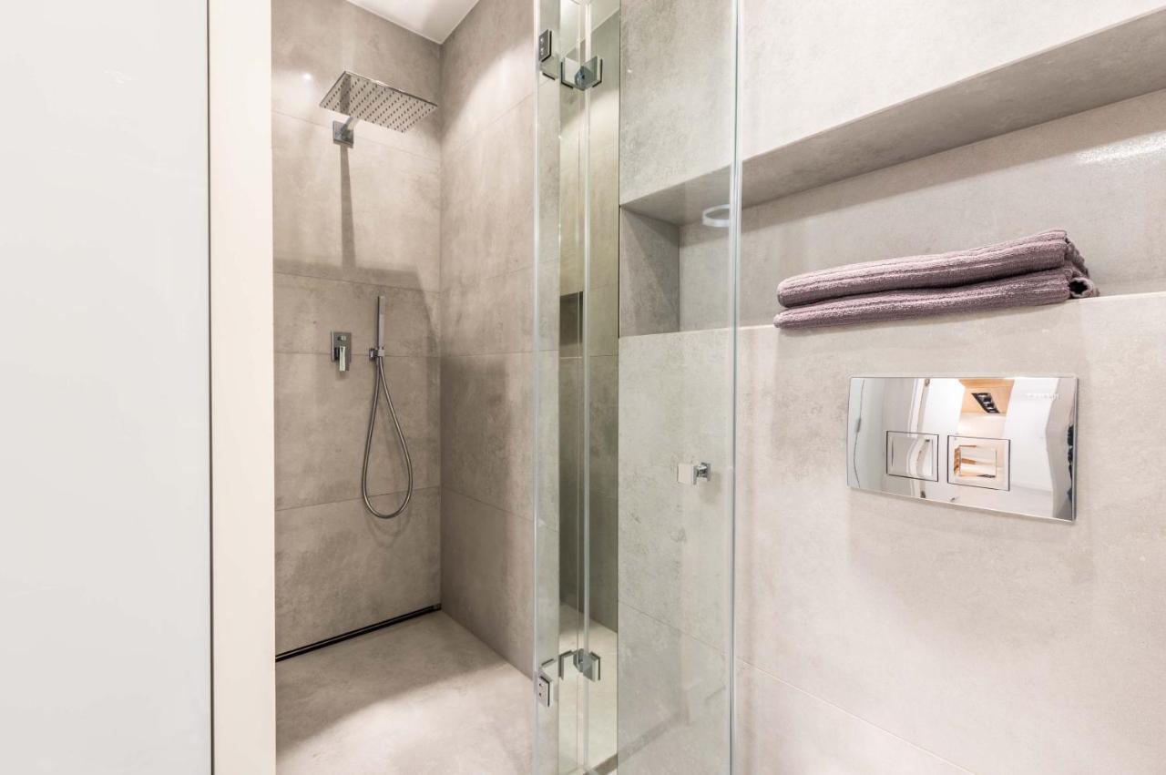 Galeria Rondo Wiatraczna Apartamento *